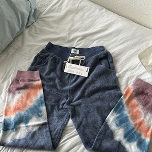 NWT Feat BlanketBlend Jogger in color Tahoe.
